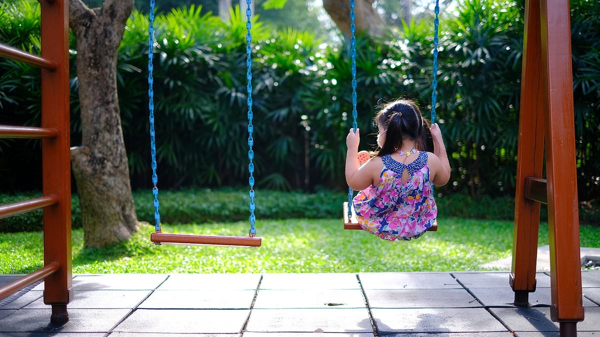 Scientist reveals exactly how long it would take for humans to go EXTINCT if we stopped having babies