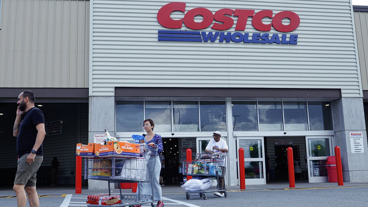 Costco rolls out new perk to help shoppers beat crowds… but there's a catch