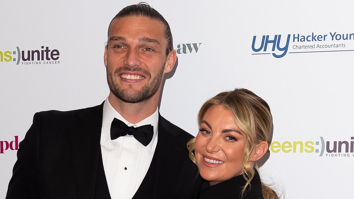Andy Carroll and Billi Mucklow 'sell their sprawling Essex mansion for huge seven figure sum' - eight months after filing for divorce