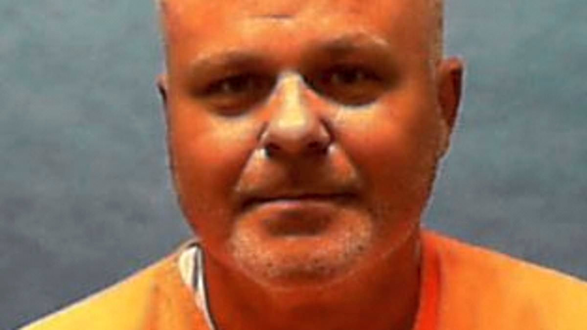 Death row inmate, 54, makes bizarre Vietnam War plea before his execution TONIGHT