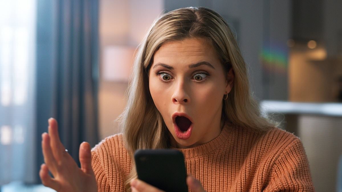 Cybersecurity experts discover 20 apps skimming your digital wallet: 'Delete NOW'