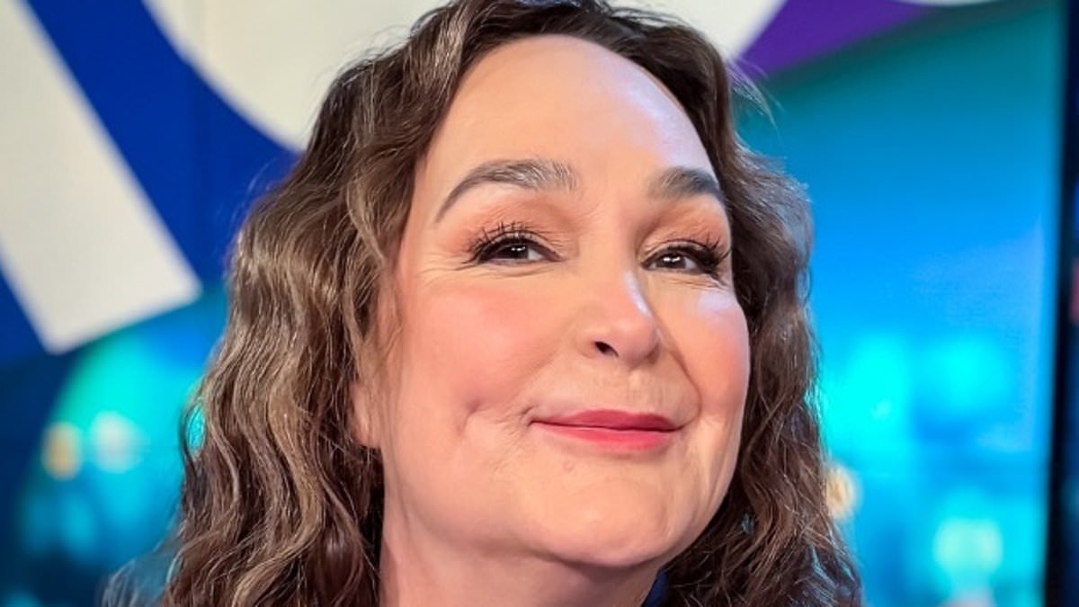 The Project's Kate Langbroek goes rogue in wild topless outfit during the last days of Channel Ten show