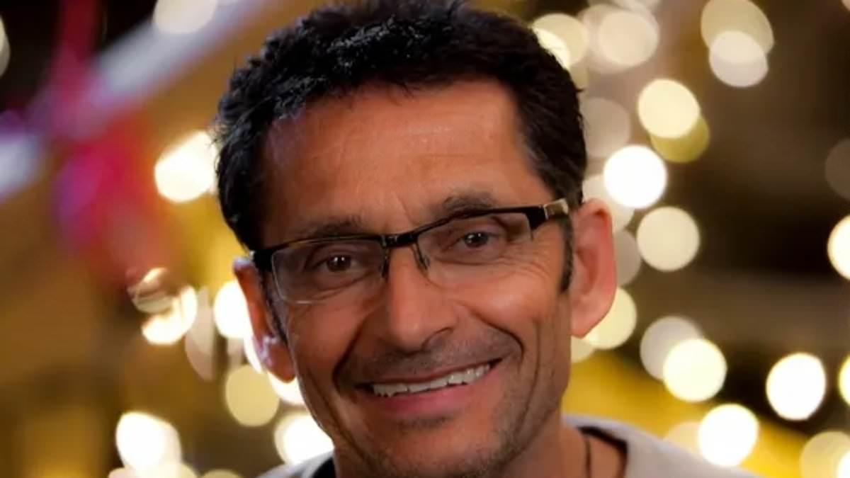 Australian film industry legend dies after long battle with brain tumour