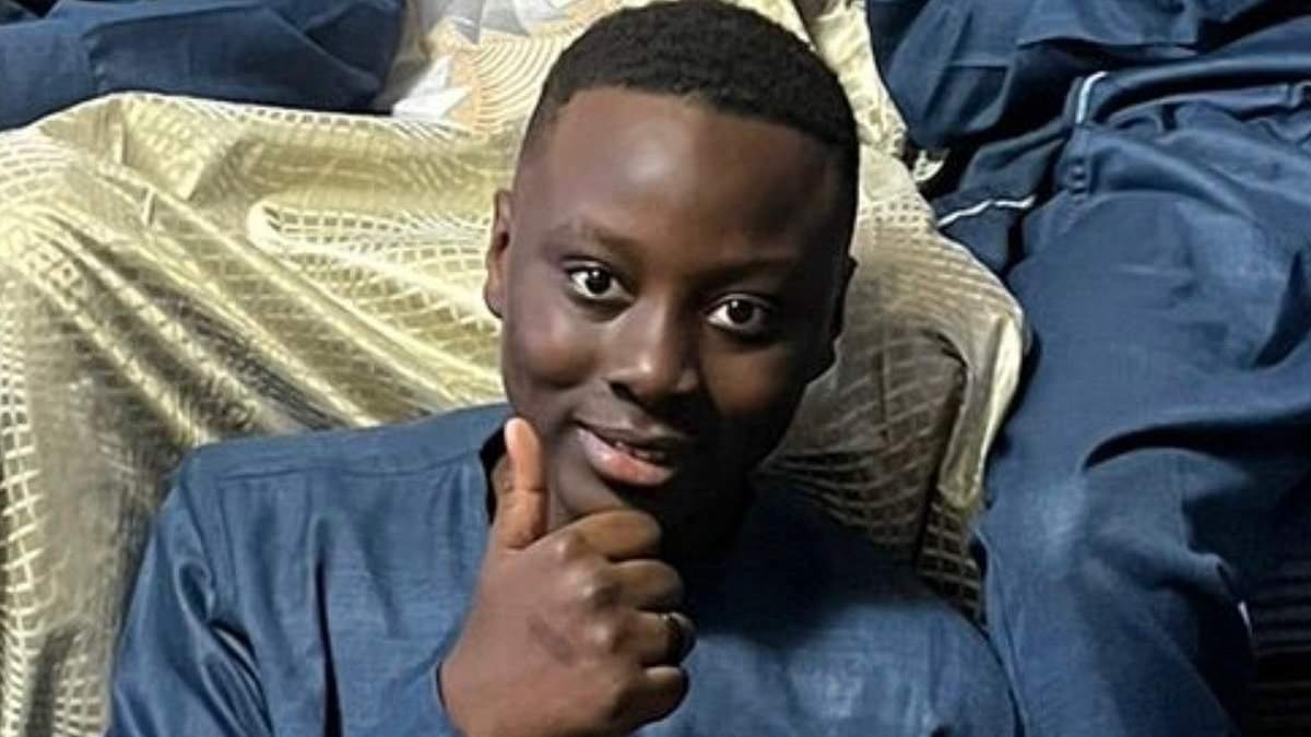 BREAKING NEWS Two 14-year-old boys and one 16-year-old are charged over murder of schoolboy, 14, who pleaded 'I don't want to die' after he was stabbed