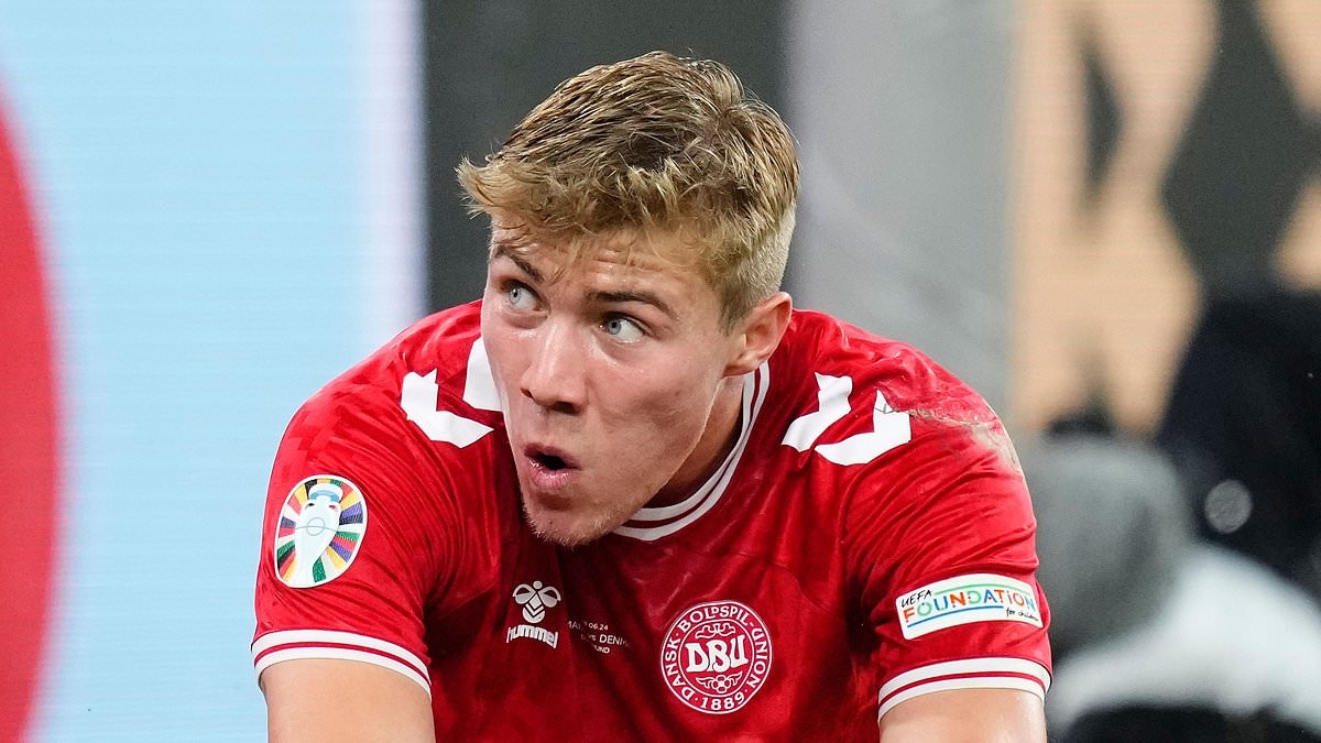 Rasmus Hojlund 'must be shaking in his pants' after teammate 'overtakes' him in Danish national team