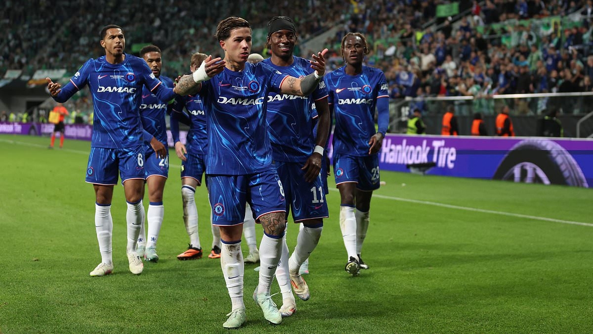 Napoli 'are targeting summer swoop for Chelsea star' as former Blues boss Antonio Conte looks to strengthen side - while Kevin De Bruyne's arrival to Serie A champions moves closer