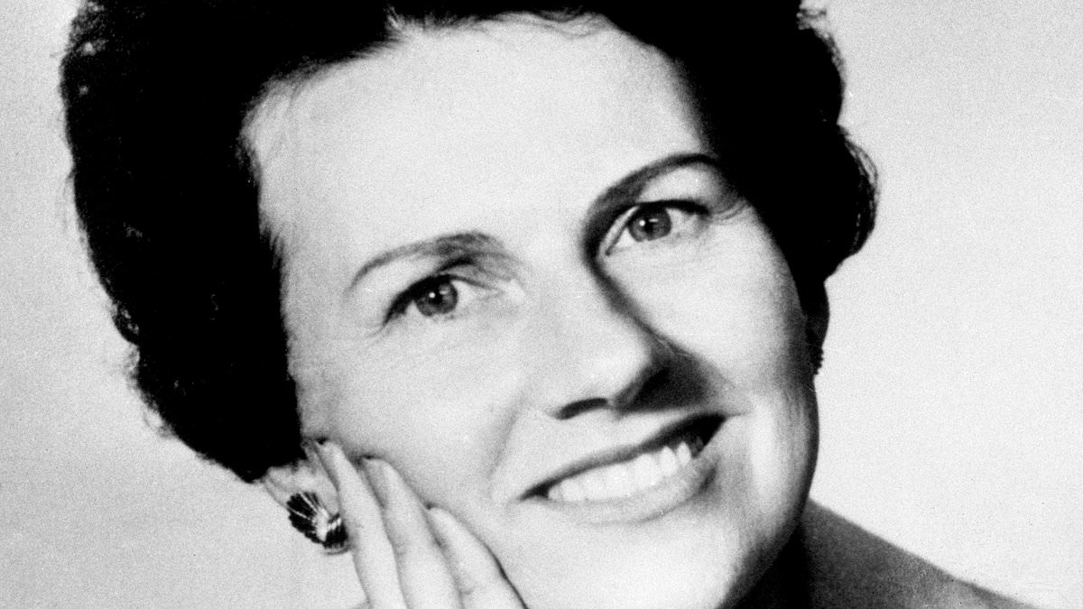Mel Gibson movie Ransom inspires family to put up £1million reward for information which helps them find murdered mum's remains
