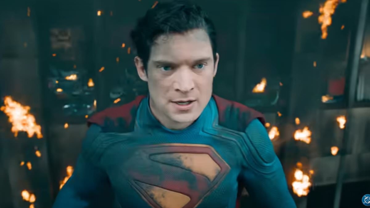 Superman trailer has fans flocking to buy tickets at a blistering record pace besting any movie in 2025