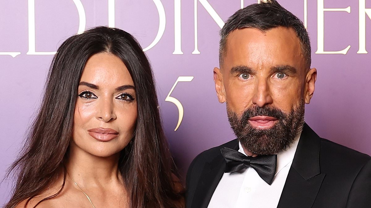 Fake tan faux pas! Celebrity hairdresser Joh Bailey turns heads for the wrong reason at star-studded Gold Dinner in Sydney