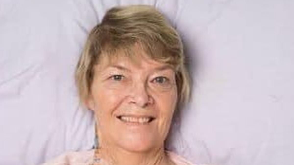 Woman diagnosed with common UTI...now she's had to have all 4 limbs amputated because of little-known infection complication