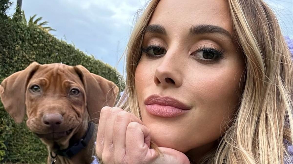Bec Judd reveals the crippling phobia that has led to her smashing her phone THREE TIMES: 'Should be a warning'