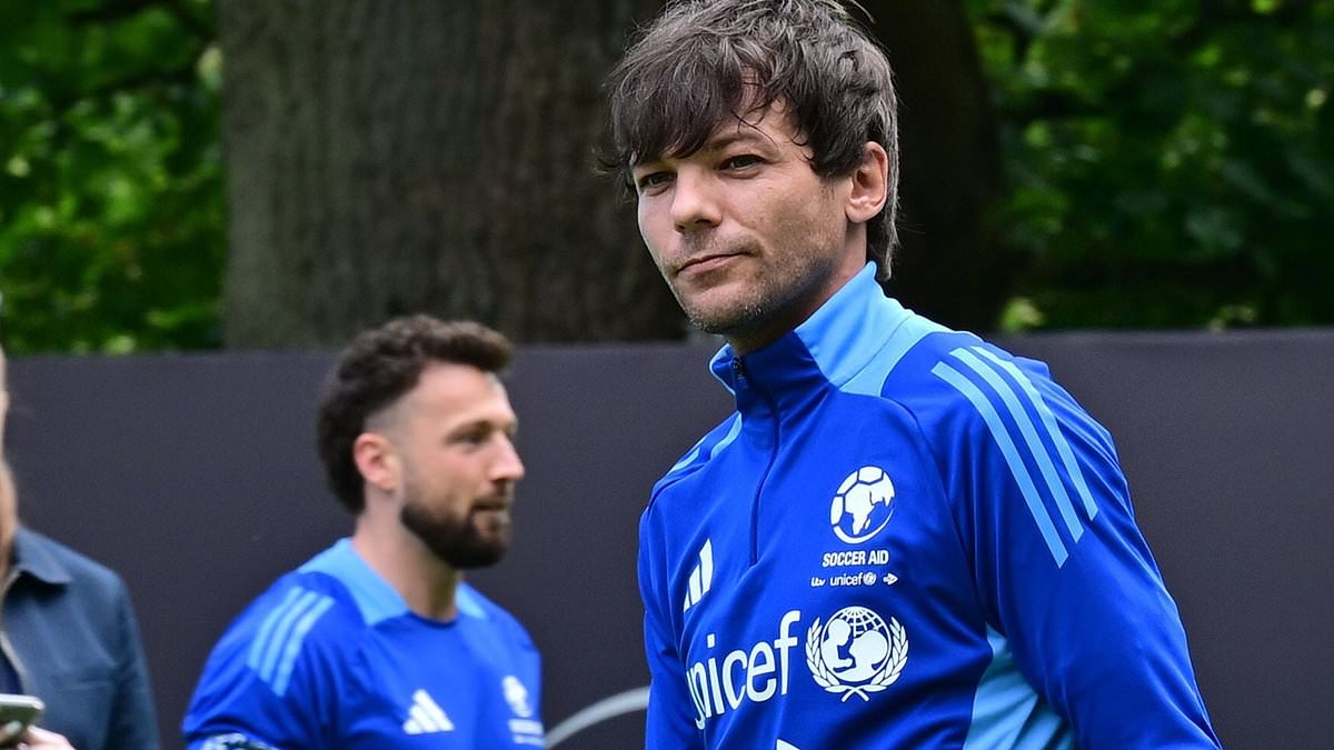 EXCLUSIVE What love rivalry? How Sam Thompson 'show-boated' his way through Soccer Aid training day while Louis Tomlinson took a very different approach in awkward meet-up after singer started dating TV star's ex Zara McDermott