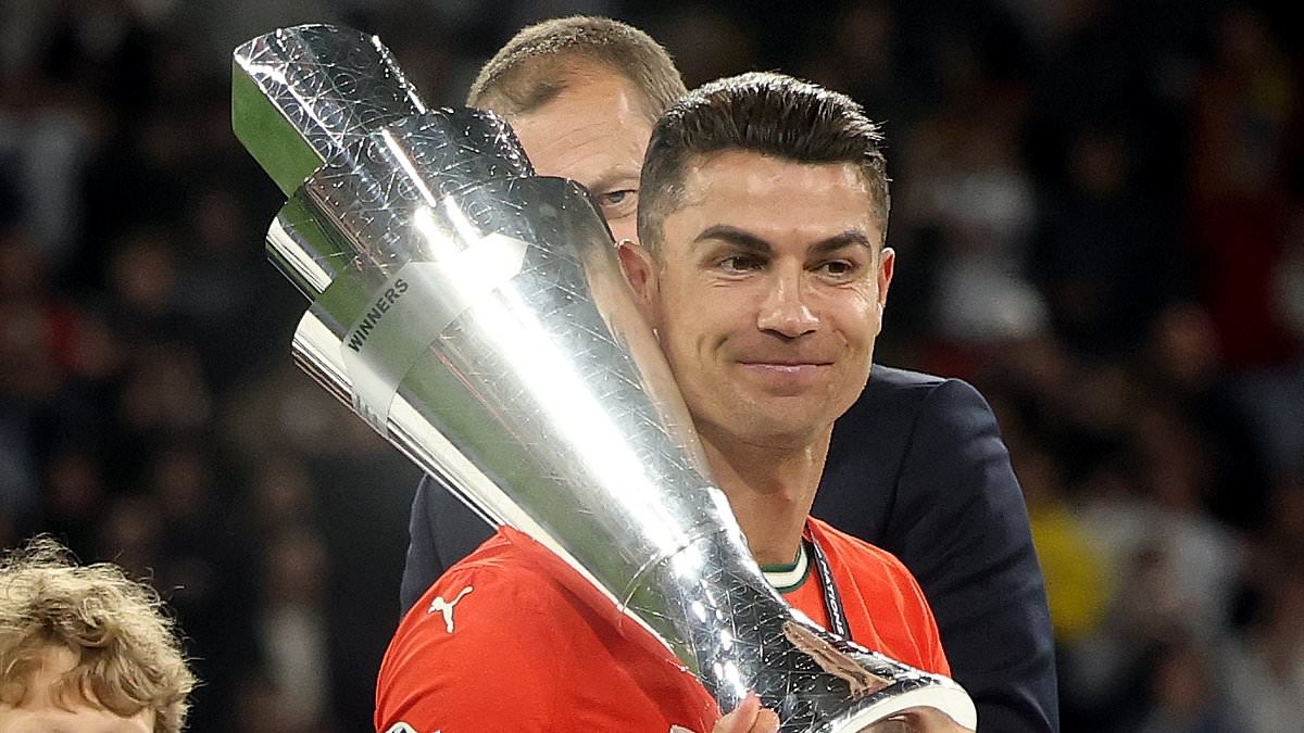 Cristiano Ronaldo deals with rude fan after Portugal's Nations League victory as he calls out behaviour of selfie-hunting supporter in Munich