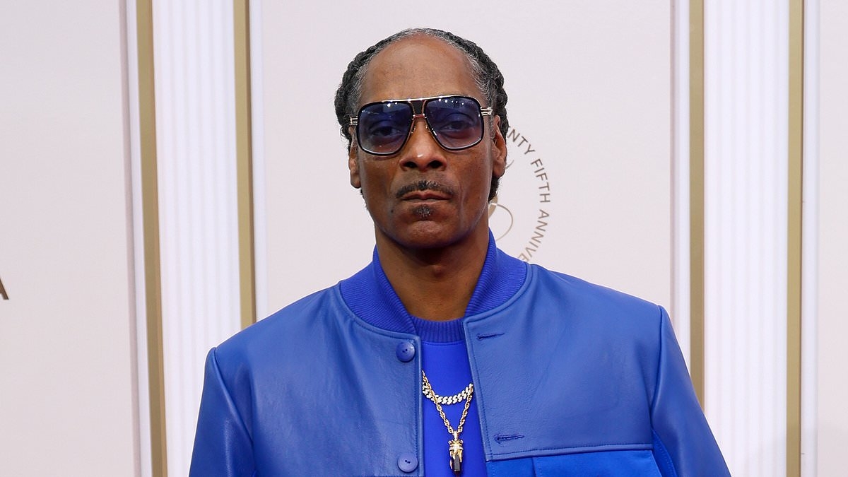 Snoop Dogg reveals his family has suffered a devastating loss