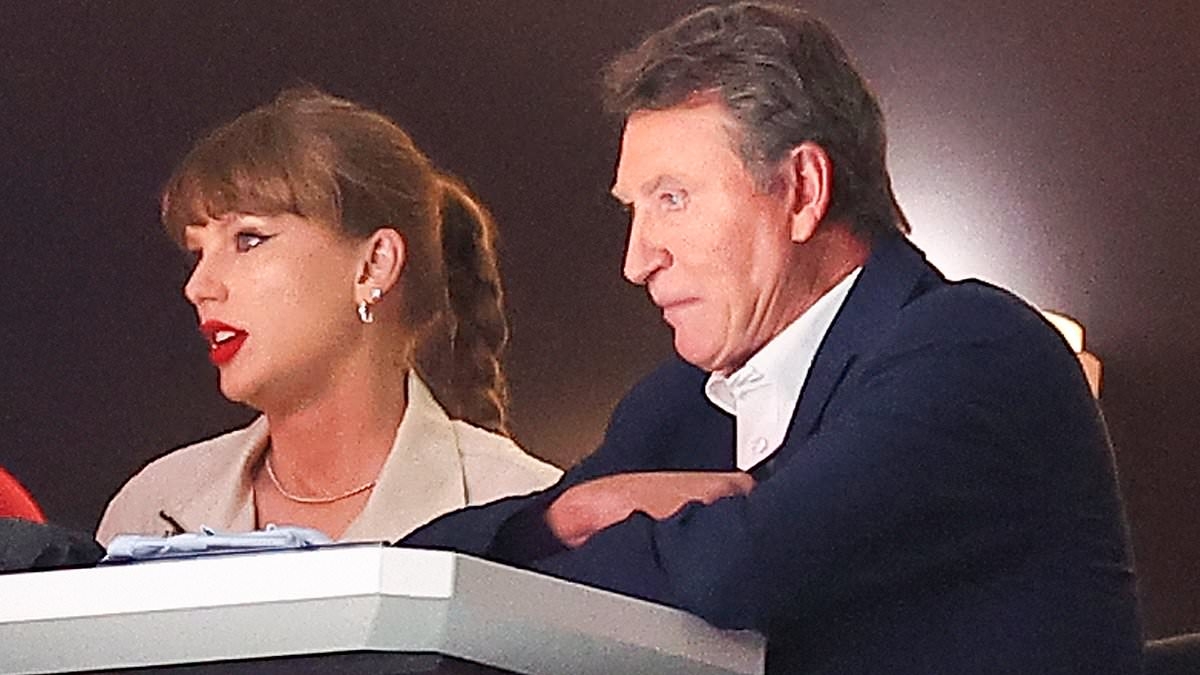 BREAKING NEWS Taylor Swift sits with Donald Trump ally Wayne Gretzky at Stanley Cup Final