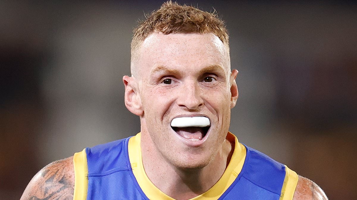 Furious AFL legend Mitch Robinson calls for veteran journalist to be FINED over 'fake' racism story involving Adelaide Crows star Taylor Walker