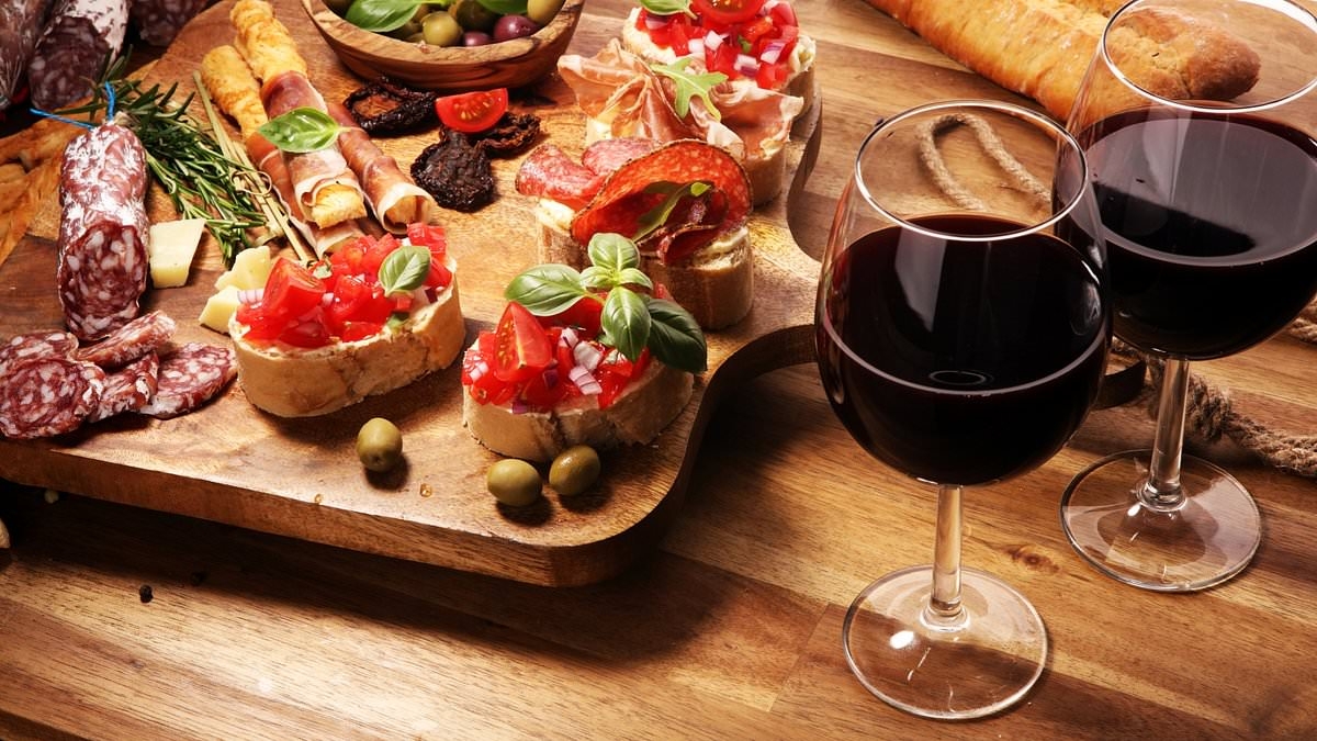 Strangest last meals of the world's most evil men: From the killer who asked to eat dirt to the Nazi who wanted a cheese board and the murderer who wanted a single olive