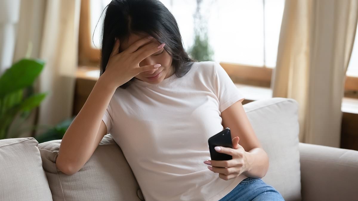 FBI issues warning to all 1.8b iPhone users over dangerous scam: 'Delete these new texts NOW'