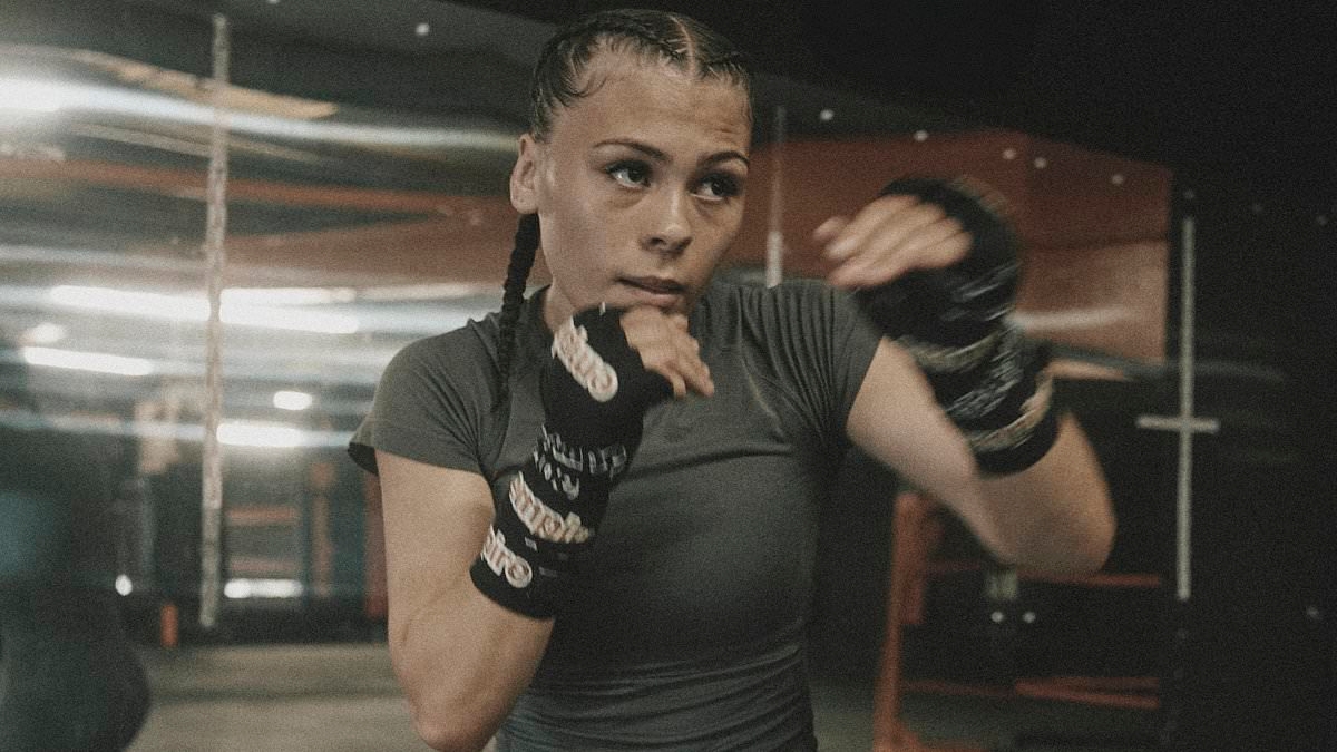 British teenage star Tiah Ayton opens up on embracing Katie Taylor comparisons and the bold social media message she sent to Eddie Hearn ahead of her professional debut