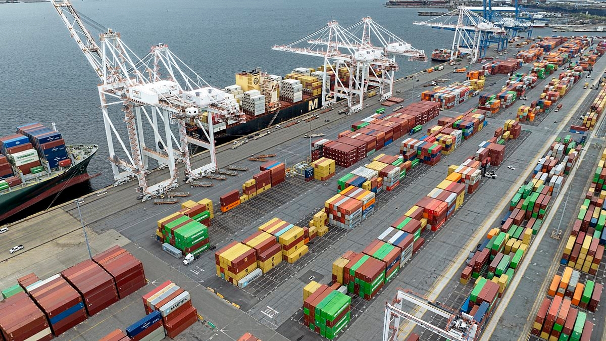 Astonishing figures show just how much money America is making from Trump's new tariffs