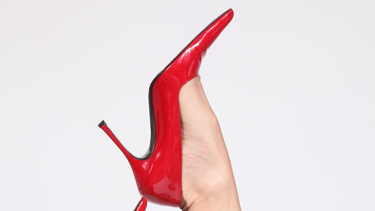 Stilett-no! Fashionistas warned high heels above three-inches could be their downfall