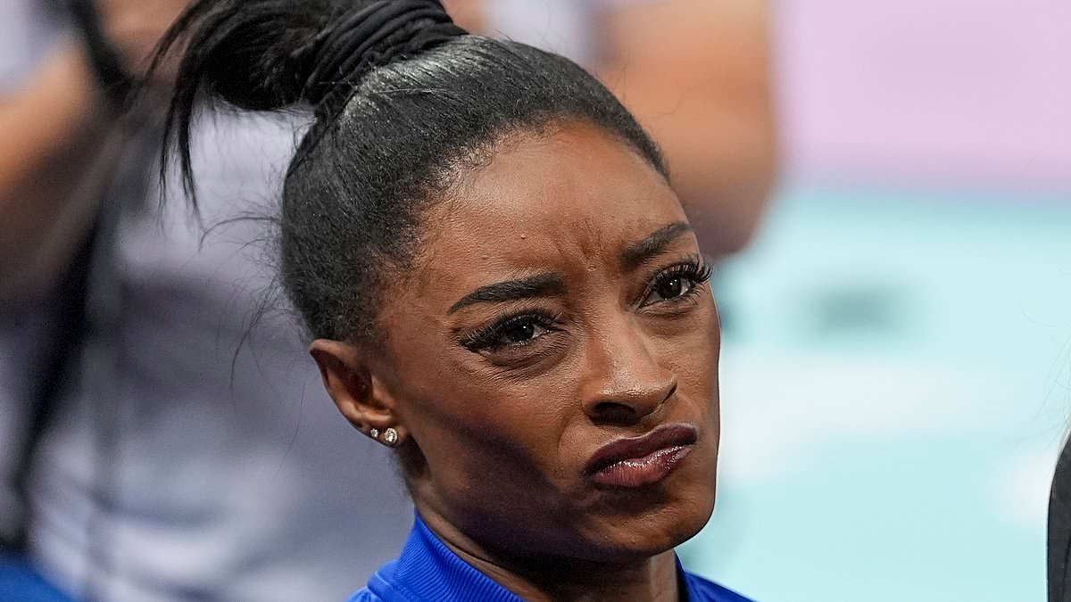 Simone Biles' ex-teammate MyKayla Skinner defends Riley Gaines and makes bombshell claim about gymnast