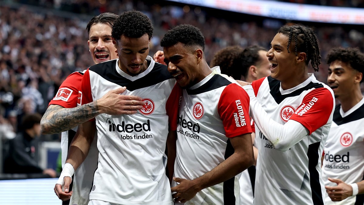 Man United contact new striker target after Viktor Gyokeres picks rival Premier League club as his No 1 preference - but major stumbling block threatens to scupper move