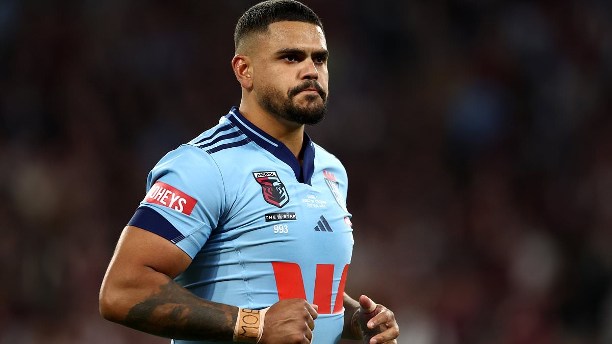 NRL faces pressure to address Latrell Mitchell and Spencer Leniu's $30,000 refusal ahead of Origin