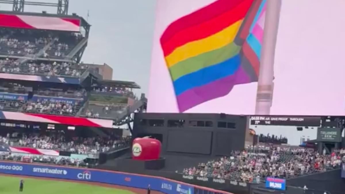 Fans threaten to boycott MLB over 'disgusting' Pride stunt during national anthem at New York Mets game