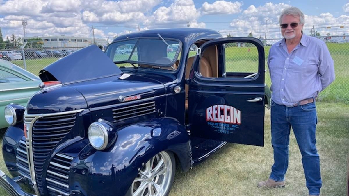 Hockey-loving Canadians and classic car buffs brace for Trump 'circus' and reveal how they want G7 world leaders to respond to his threats