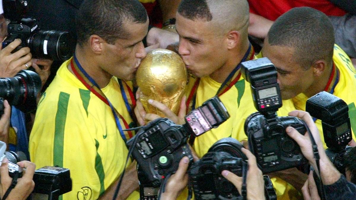 Brazil legend and World Cup winner steps in as last-minute addition to the Soccer Aid line-up