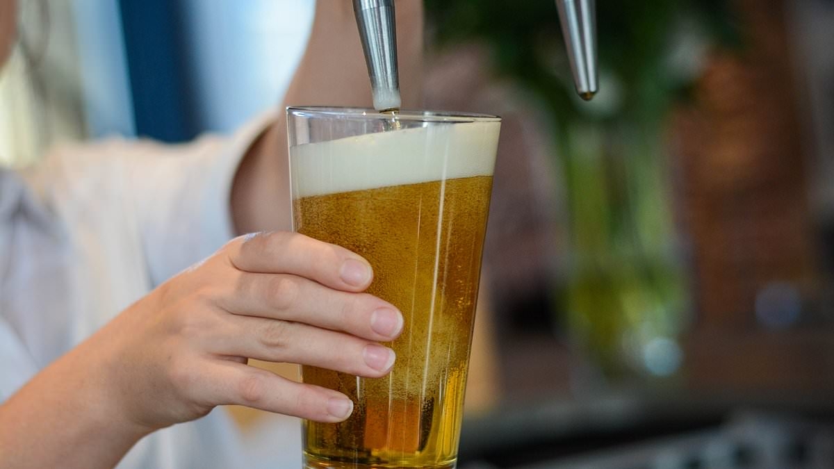 Alcohol-free beer 'raises diabetes and obesity risks', research suggests