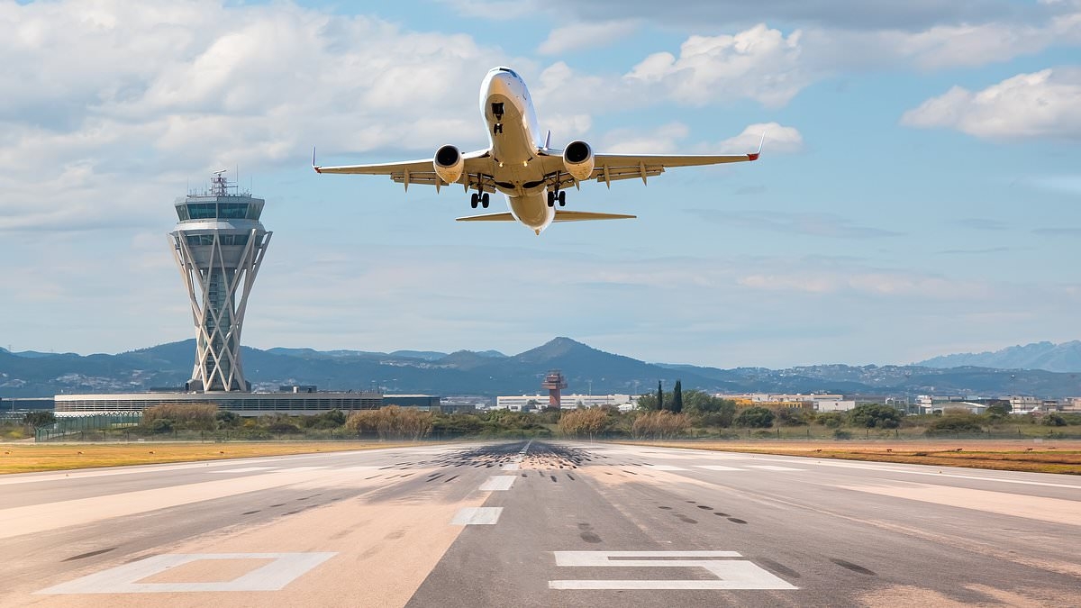 Southwest Airlines makes major change to aircraft safety tech just as another plane crashes