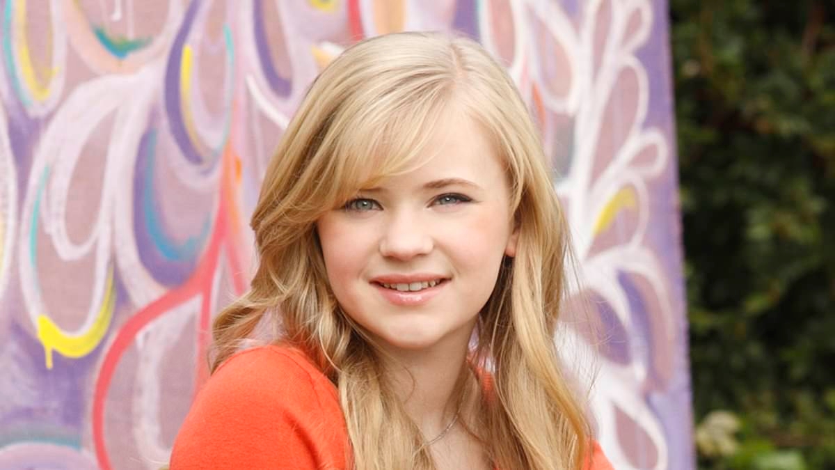Former Disney Channel child star branded as 'unrecognizable' after shocking transformation