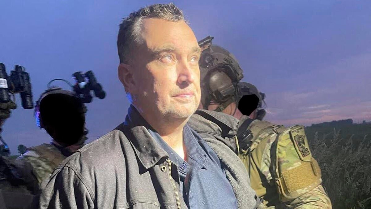 EXCLUSIVE Insane secret hiding spot where senator 'assassin' lurked is revealed... as hero who took him down speaks out