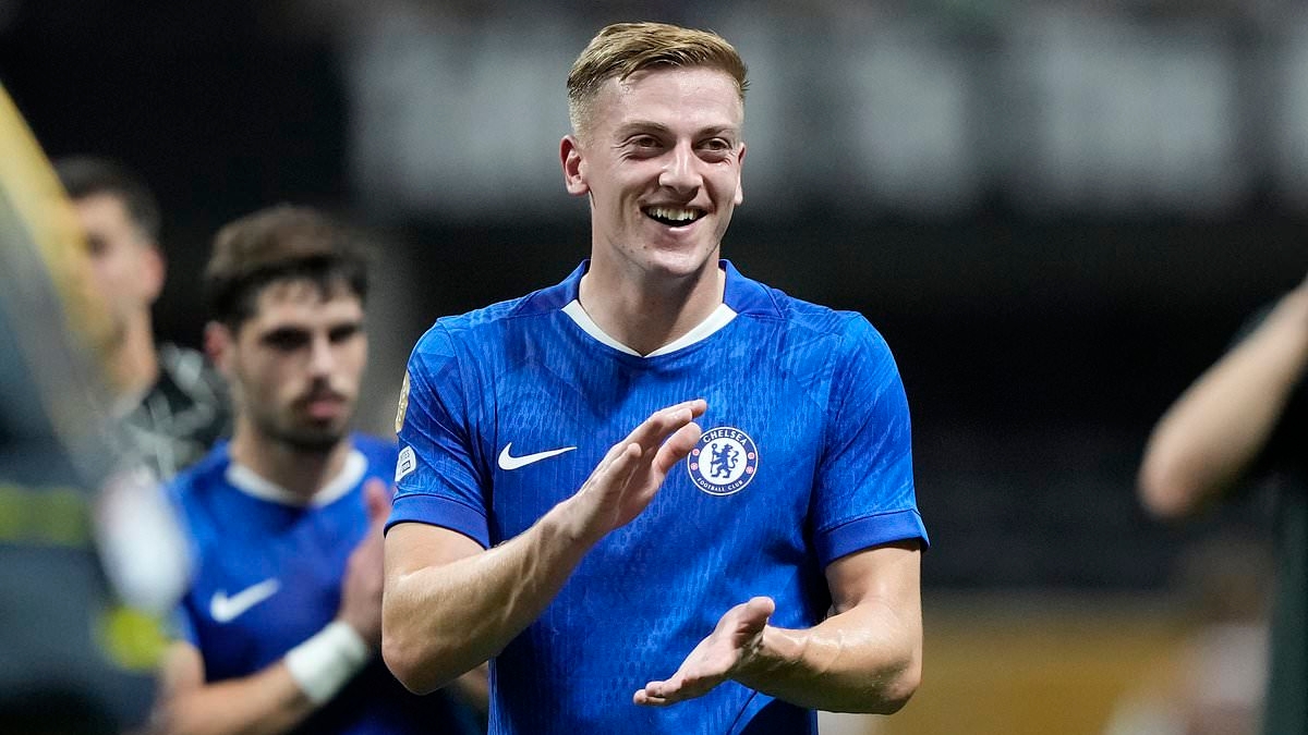 Former Chelsea star insists Chelsea fans didn't want Liam Delap and Nicholas Jackson will still be the main-man next season