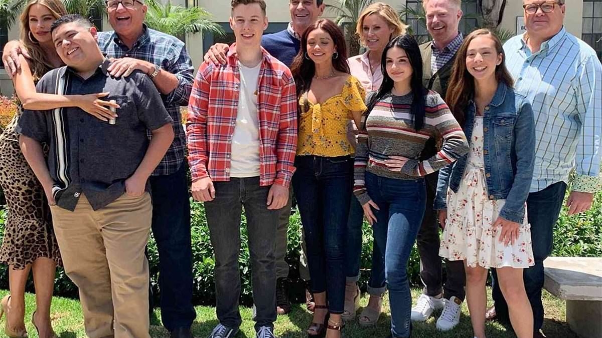 Modern Family star Aubrey Anderson-Emmons, 18, comes out as bisexual five years after end of iconic sitcom