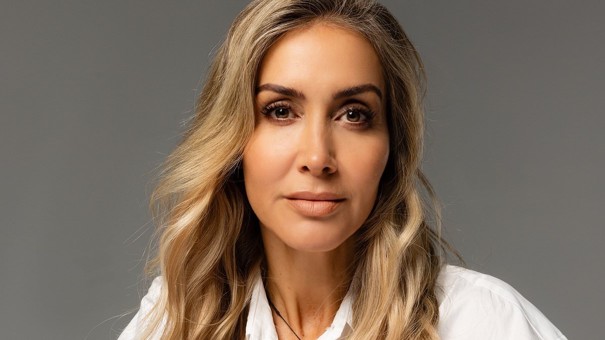 The two very different types of female alcoholic: My friend Sarah took a sip of wine after six years sober. When I next saw her, I was shocked to the core: AMANDA GOFF