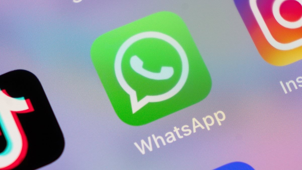 Meta to boost profits by rolling out advertisements on WhatsApp... less than two years after denying it