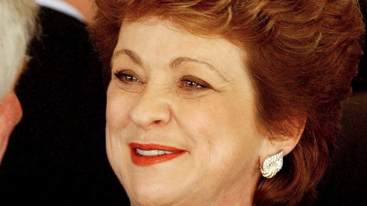 'Chicken heiress' Sue Ingham sells harbourside apartment in Sydney for a whopping $29.5 million