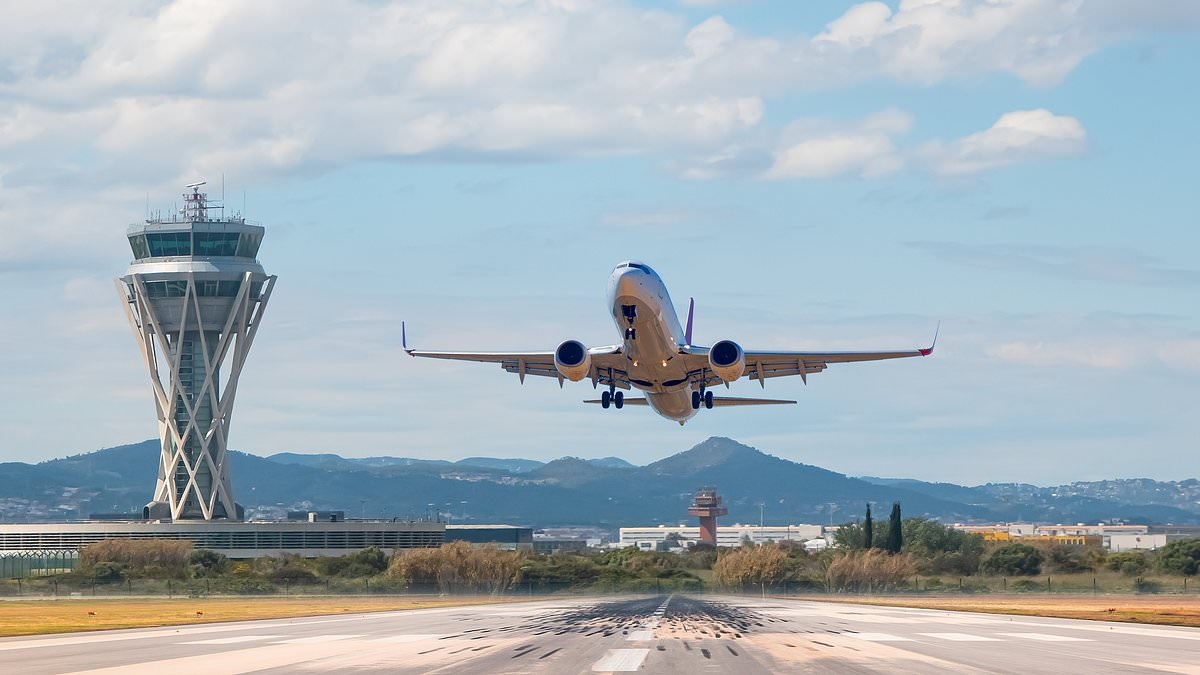 Pilot reveals why taking off makes him more nervous than landing