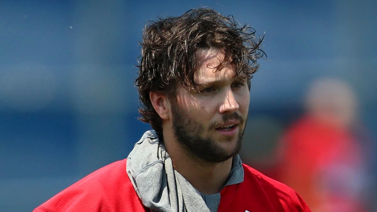 Josh Allen shares behind-the-scenes glimpse of romantic honeymoon with new wife Hailee Steinfeld