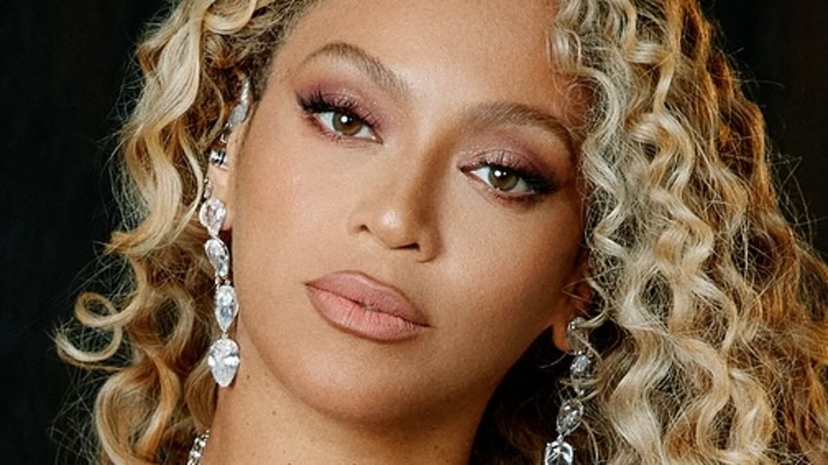 Beyonce pays tribute to Sir Paul McCartney for penning 'one of the best songs ever' after performing the hit at her London shows