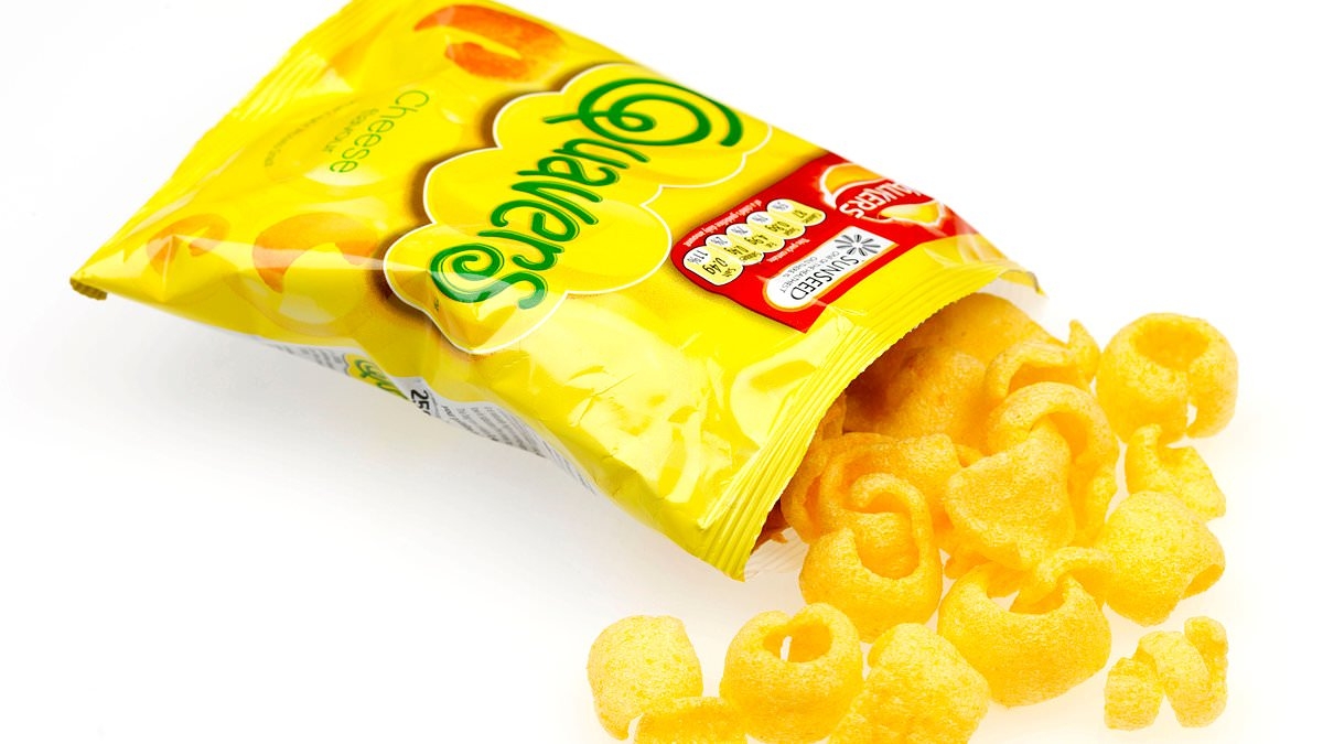 Woman, 21, who tried to smuggle drugs into prison inside a crisp packet for a stranger is jailed