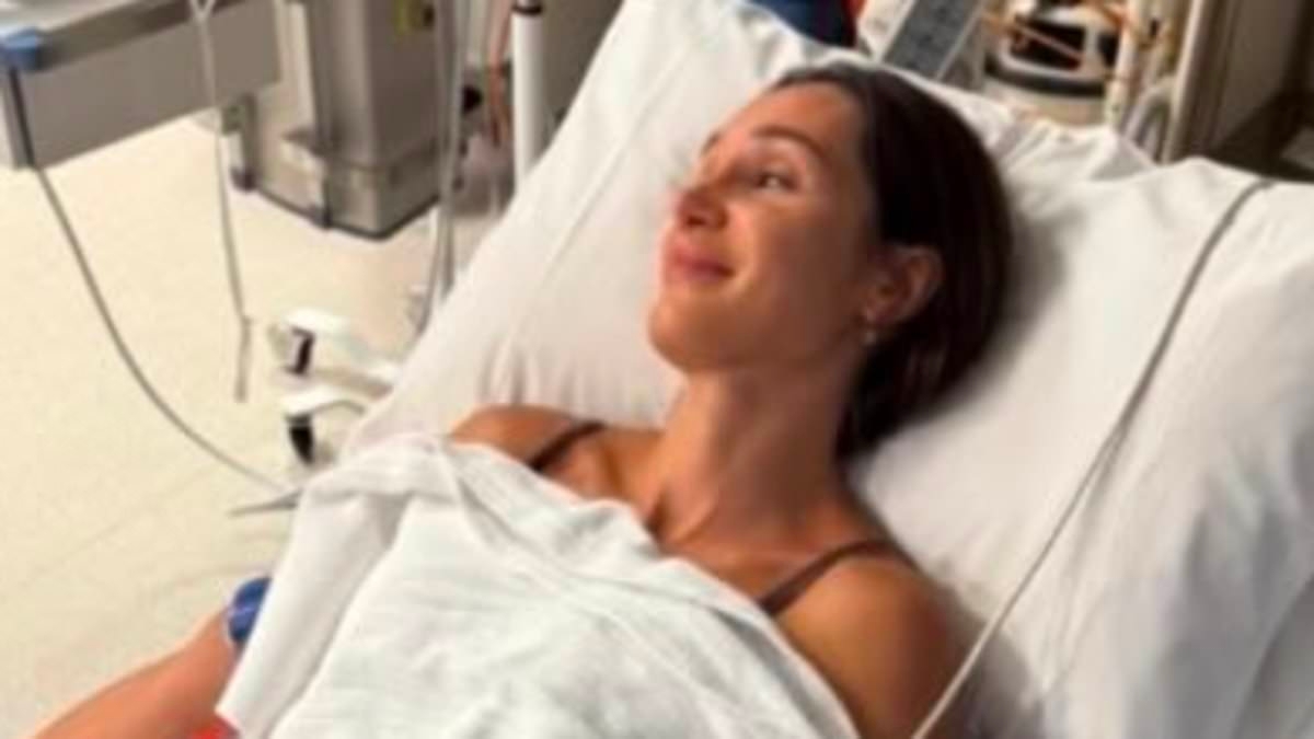 Fitness influencer Kayla Itsines breaks down amid cancer diagnosis: 'I'm so anxious'
