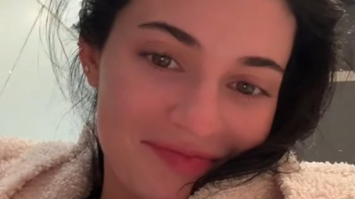 Kylie Jenner's daughter Stormi has hilarious reaction to her iconic 'King' era