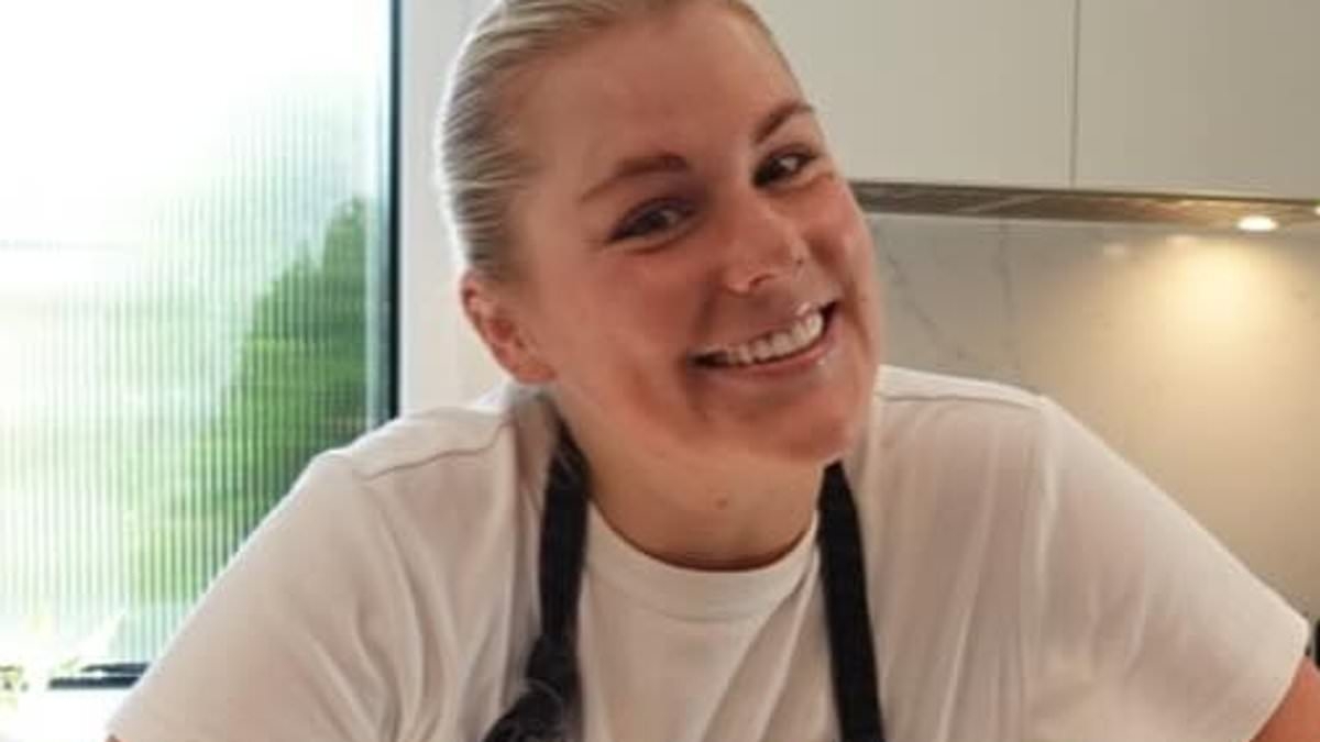 Brooke Warne tries reality TV star Bethenny Frankel's 'supermodel snack' - after debuting glamorous new look