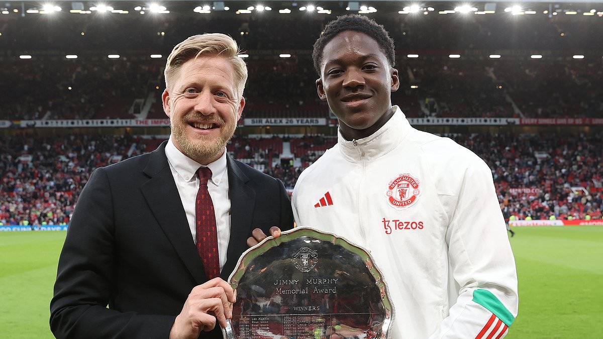 Manchester United suffer major blow as Academy Director is poached by Premier League rival