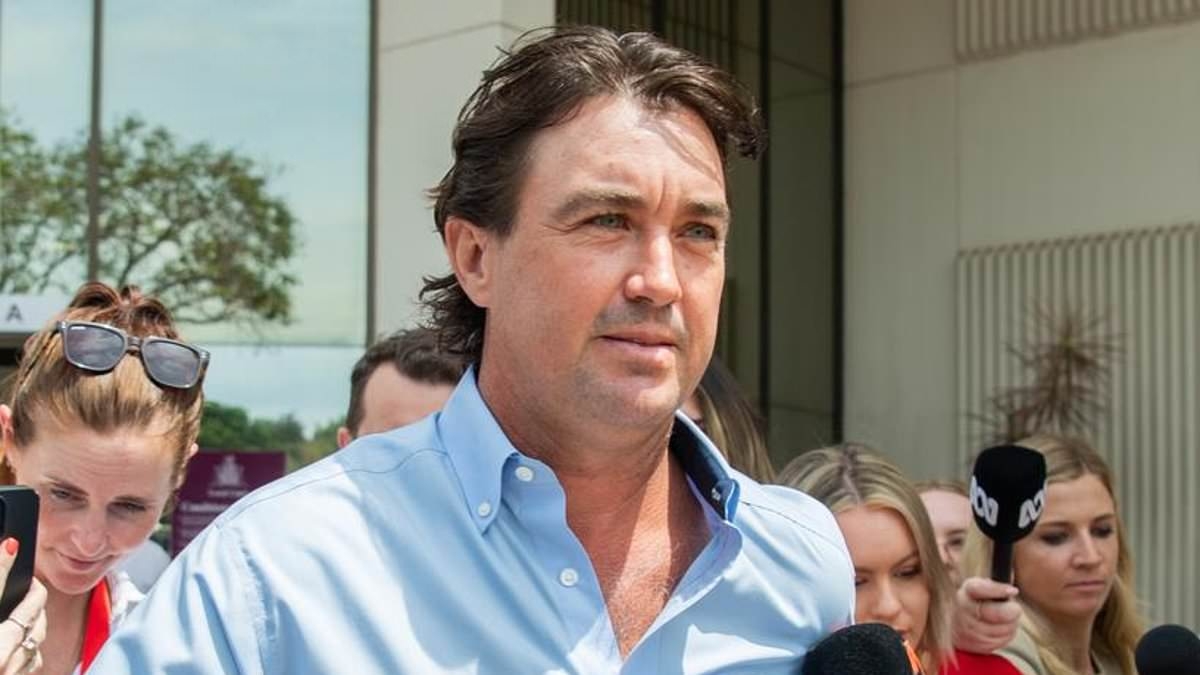 Outback Wrangler Matt Wright hit with new bombshell charges over the helicopter crash that killed his co-star and paralysed the pilot