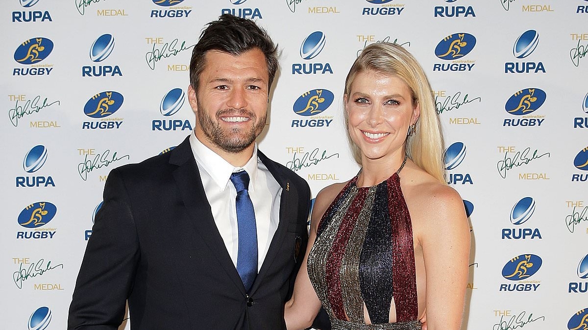 Wallabies star Adam Ashley-Cooper 'splits' with wife Anna Scrimshaw with the pair unfollowing each other on social media